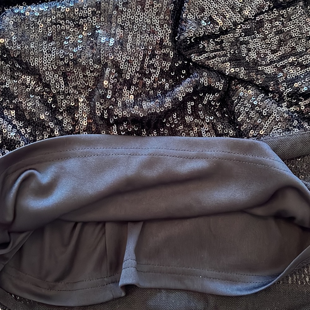 Badgley Mischka Belle Sequin Dress - Picture 7 of 8